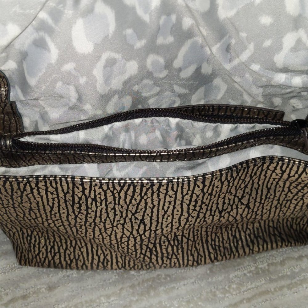 Purse - Picture 4 of 7